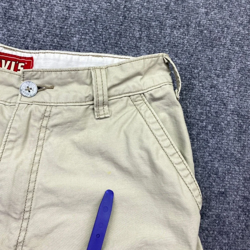 Levis measurements waist